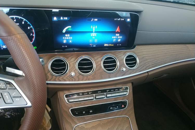 Used Mercedes-Benz E-Class 2021 Facelift E 300 L Stylish Edition Audio And AC Panel