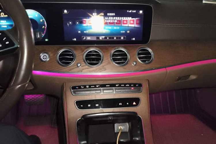 Used Mercedes-Benz E-Class 2021 Facelift E 260 L Audio And AC Panel