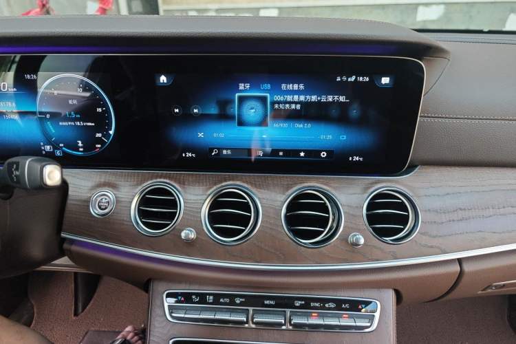 Used Mercedes-Benz E-Class 2021 E 300 L Luxury Model Audio And AC Panel