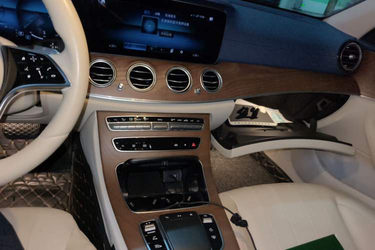 Used Mercedes-Benz E-Class 2021 Restyled E 300 L Sport Luxury Edition Audio And AC Panel