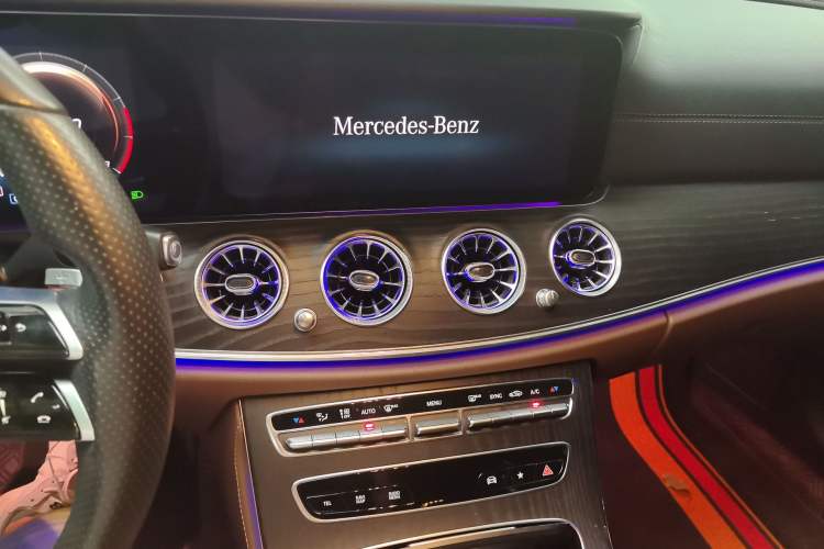 Used Mercedes-Benz E-Class 2021 E 300 L Sport Luxury Edition Audio And AC Panel