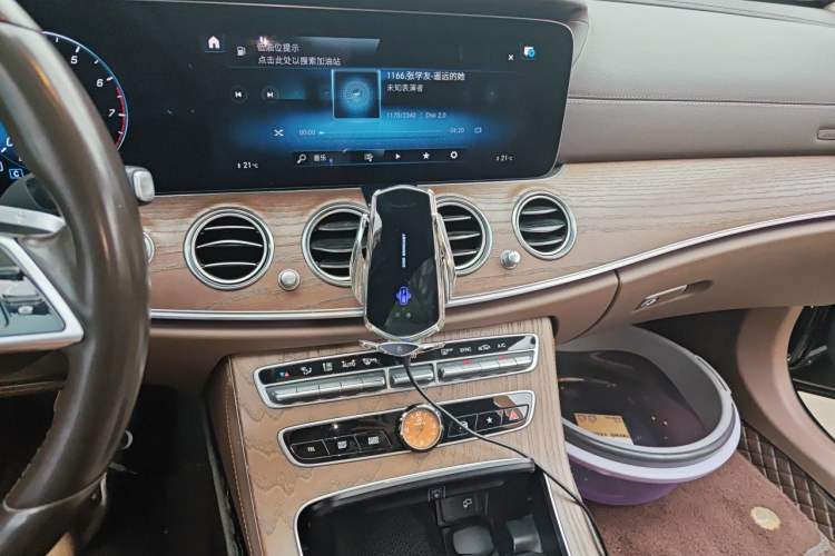 Used Mercedes-Benz E-Class 2021 Facelift E 300 L Stylish Edition Audio And AC Panel