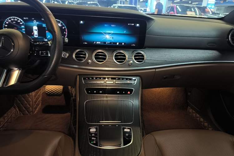 Used Mercedes-Benz E-Class 2021 E 300 L Sporty and Stylish Model Audio And AC Panel