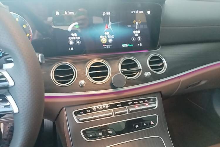 Used Mercedes-Benz E-Class 2021 Restyled E 300 L Sporty and Stylish Edition Audio And AC Panel