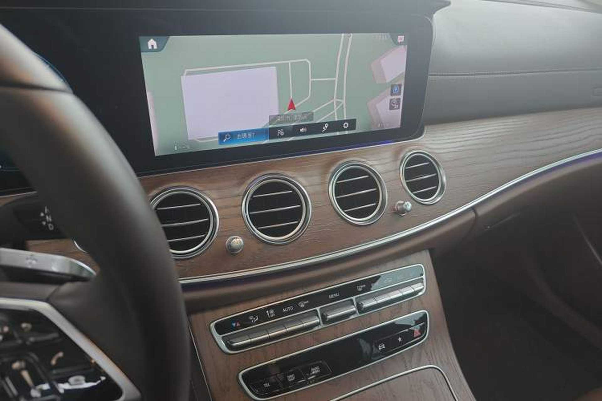 Used Mercedes-Benz E-Class 2021 Restyled E 300 L Luxury Edition Audio And AC Panel