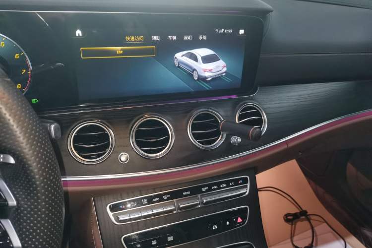 Used Mercedes-Benz E-Class 2021 E 300 L Sport Luxury Edition Audio And AC Panel