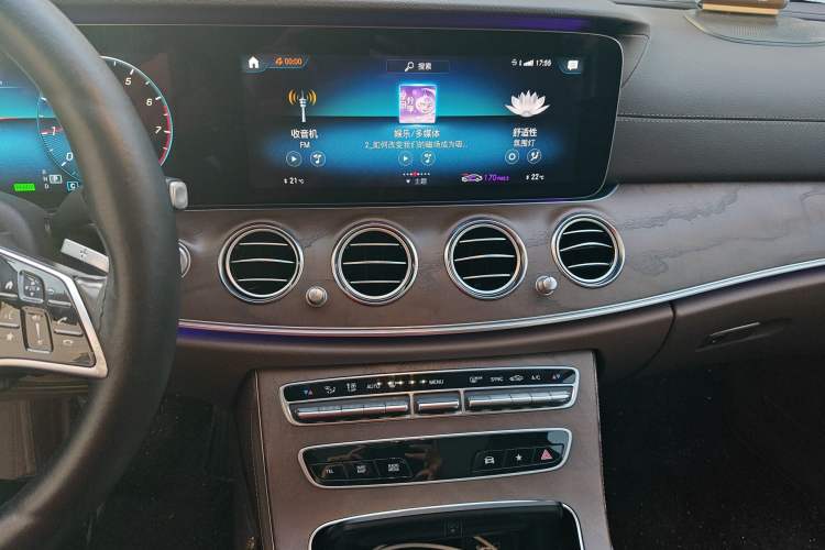 Used Mercedes-Benz E-Class 2021 E 260 L Audio And AC Panel