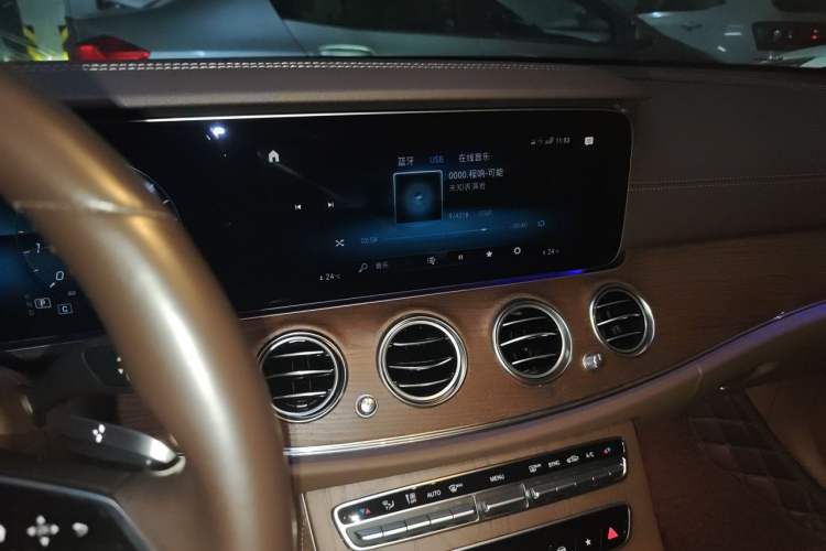 Used Mercedes-Benz E-Class 2021 E 300 L Luxury Model Audio And AC Panel