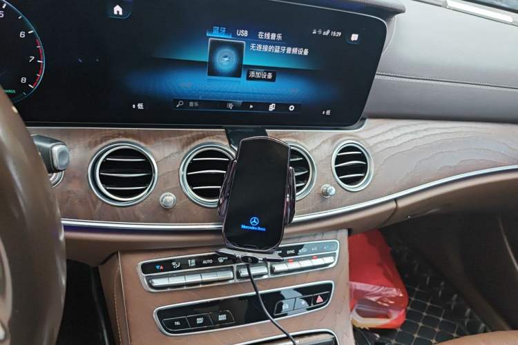 Used Mercedes-Benz E-Class 2021 E 260 L 4MATIC Audio And AC Panel