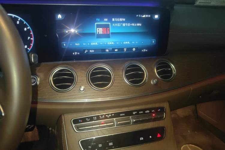 Used Mercedes-Benz E-Class 2021 E 300 L Stylish Model Audio And AC Panel