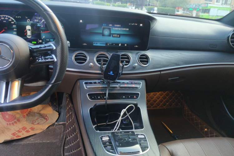 Used Mercedes-Benz E-Class 2021 E 260 Stylish Sports Edition Audio And AC Panel