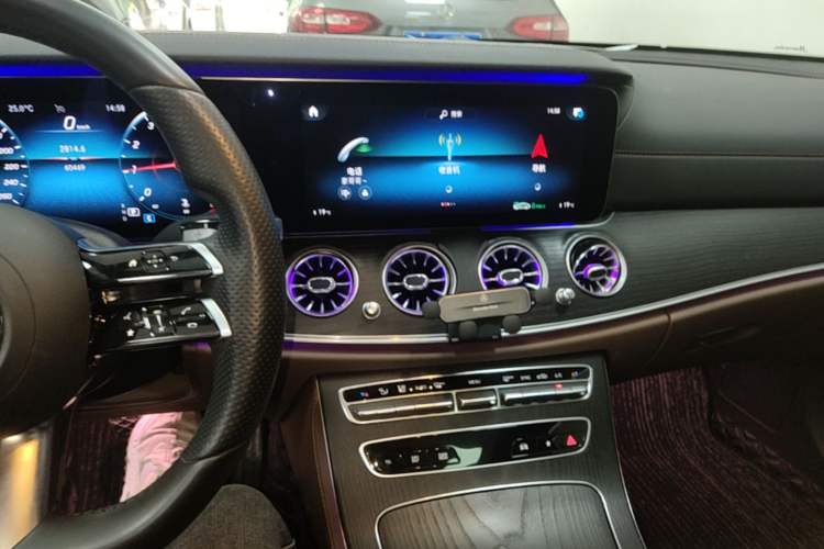 Used Mercedes-Benz E-Class 2021 Restyled E 300 L Sport Luxury Edition Audio And AC Panel