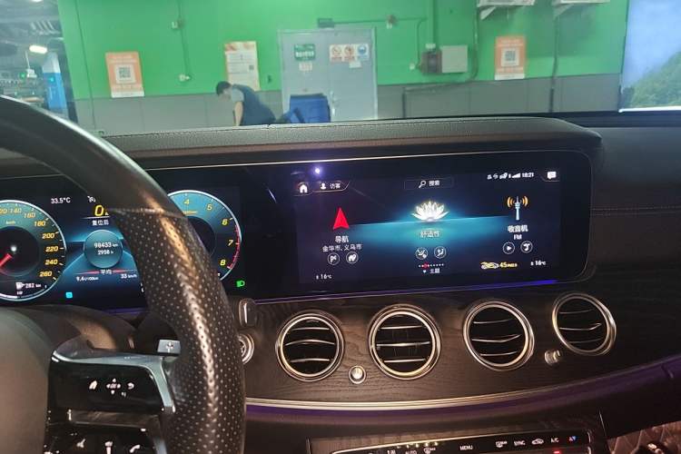 Used Mercedes-Benz E-Class 2021 E 260 Stylish Sports Edition Audio And AC Panel