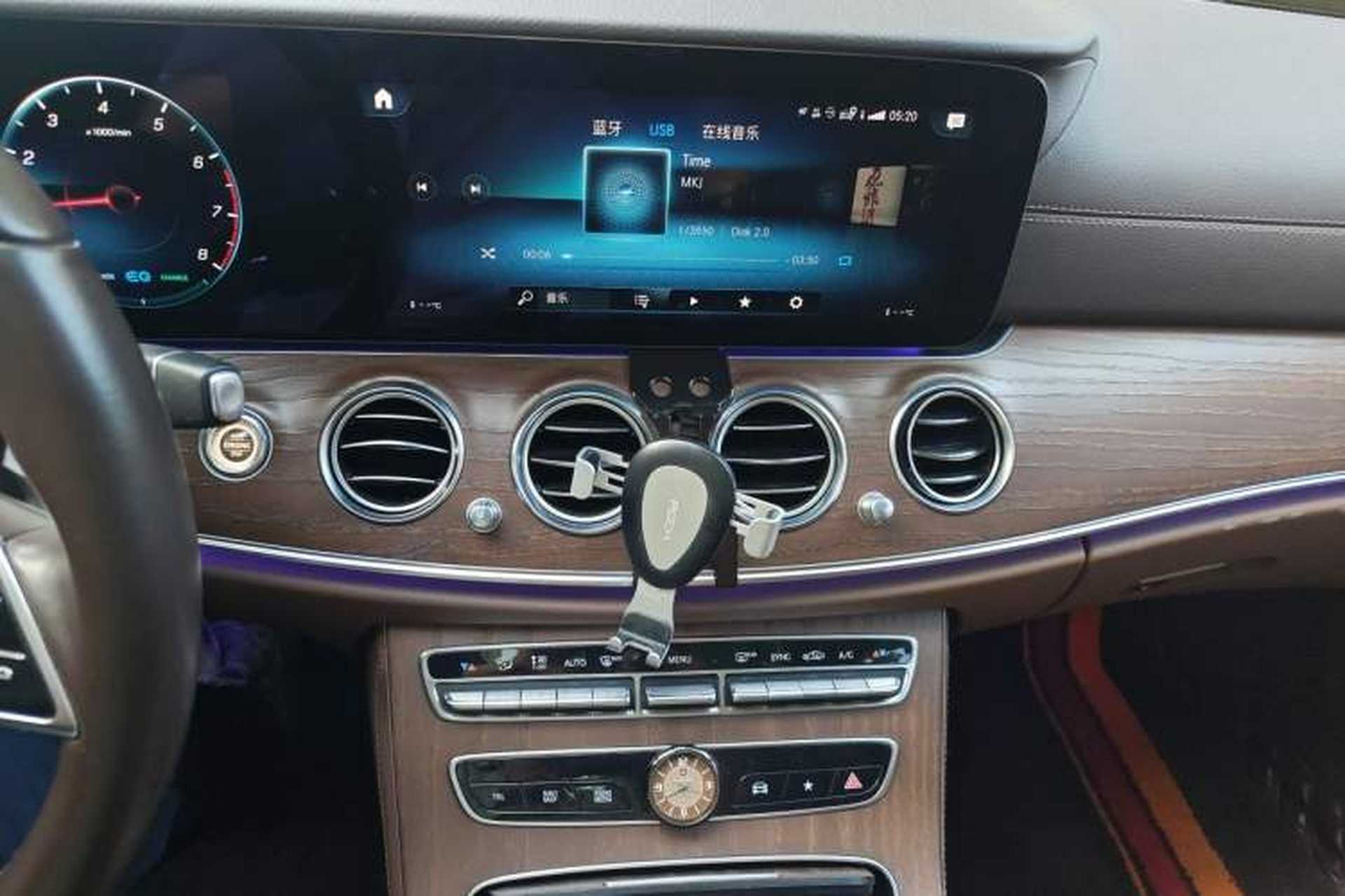 Used Mercedes-Benz E-Class 2021 E 260 L Audio And AC Panel