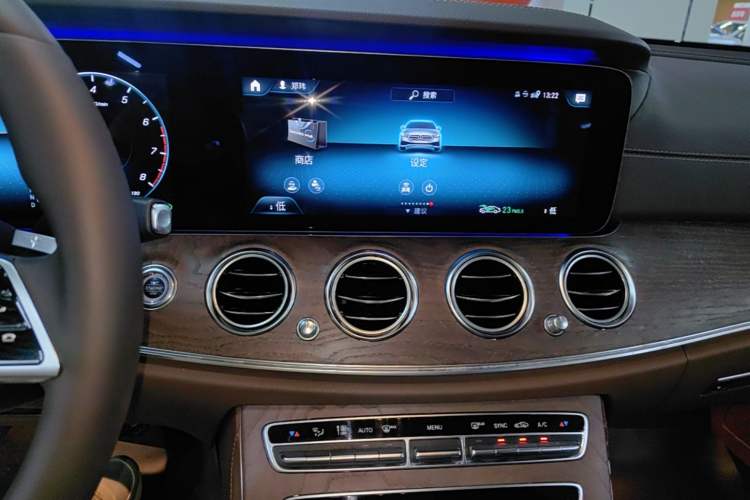 Used Mercedes-Benz E-Class 2021 E 300 L Stylish Model Audio And AC Panel