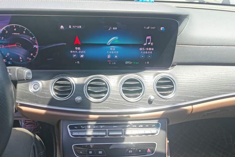 Used Mercedes-Benz E-Class 2021 Restyled E 300 L Sporty and Stylish Edition Audio And AC Panel