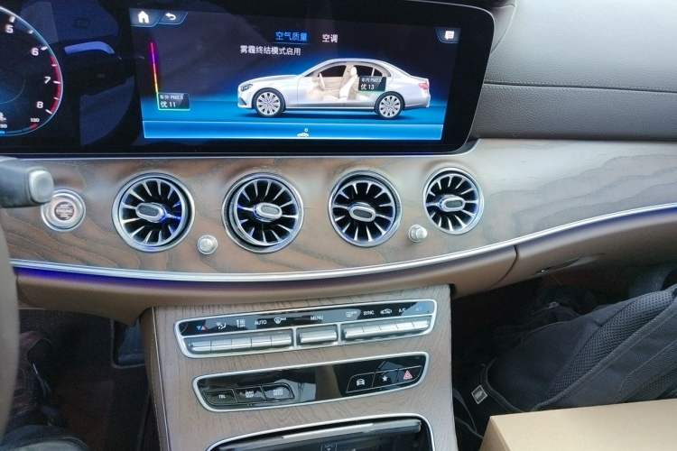 Used Mercedes-Benz E-Class 2021 E 300 L Luxury Model Audio And AC Panel