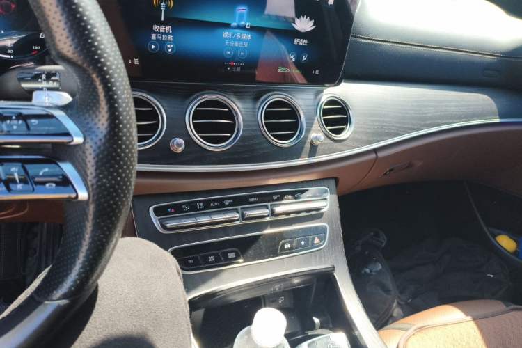 Used Mercedes-Benz E-Class 2021 Restyled E 300 L Sporty and Stylish Edition Audio And AC Panel
