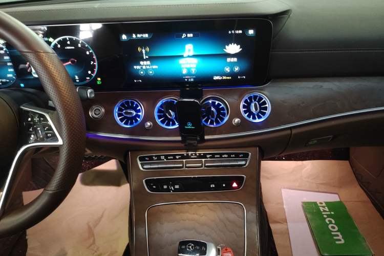 Used Mercedes-Benz E-Class 2021 E 300 L Stylish Model Audio And AC Panel