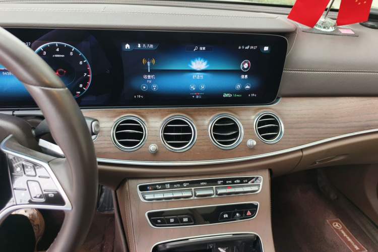 Used Mercedes-Benz E-Class 2021 Facelift E 300 L Stylish Edition Audio And AC Panel