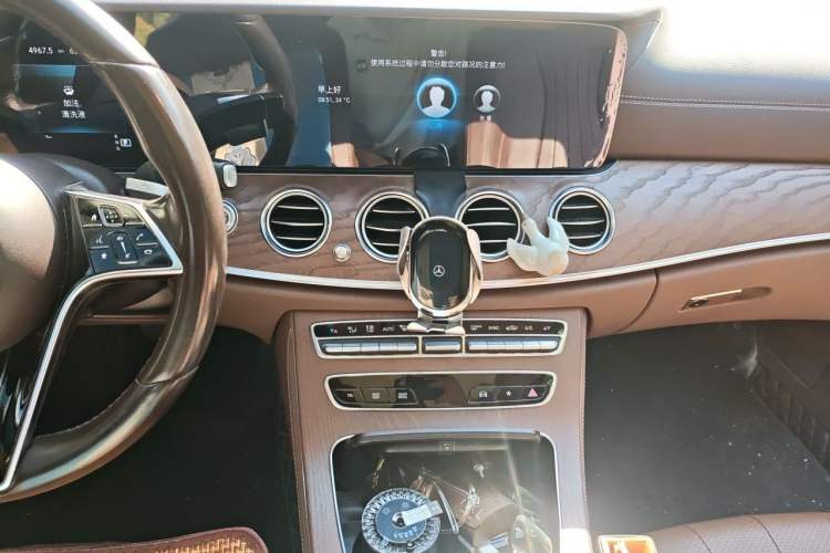 Used Mercedes-Benz E-Class 2021 Facelift E 260 L Audio And AC Panel