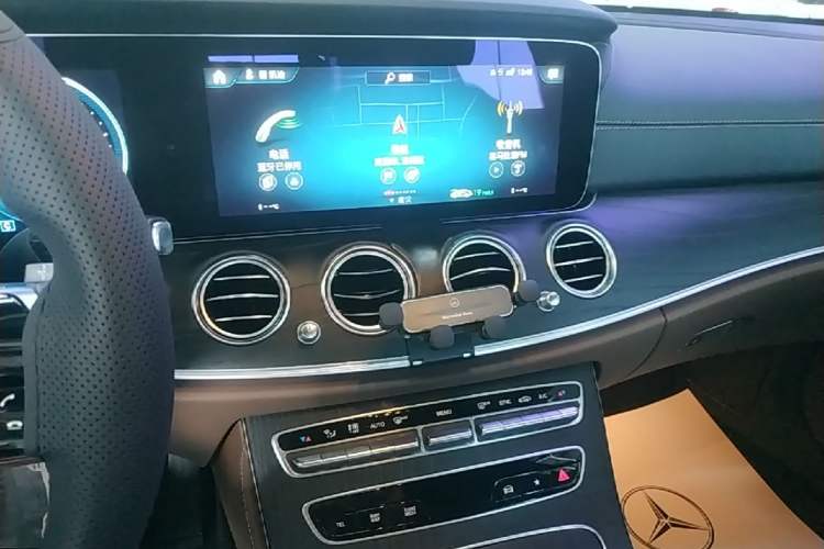 Used Mercedes-Benz E-Class 2021 Restyled E 300 L Sport Luxury Edition Audio And AC Panel