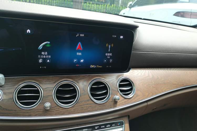 Used Mercedes-Benz E-Class 2021 Facelift E 260 L Audio And AC Panel