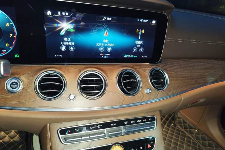 Used Mercedes-Benz E-Class 2021 Facelift E 260 L Sport Edition Audio And AC Panel