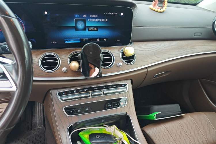 Used Mercedes-Benz E-Class 2021 Facelift E 260 L Sport Edition Audio And AC Panel