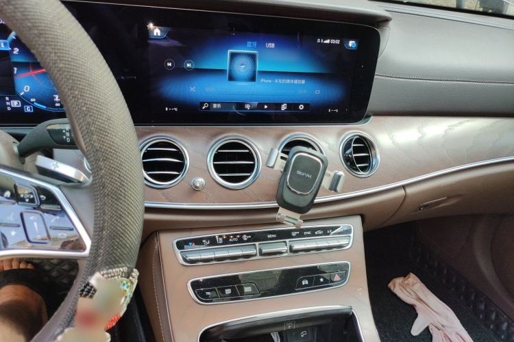 Used Mercedes-Benz E-Class 2021 E 300 L Stylish Model Audio And AC Panel