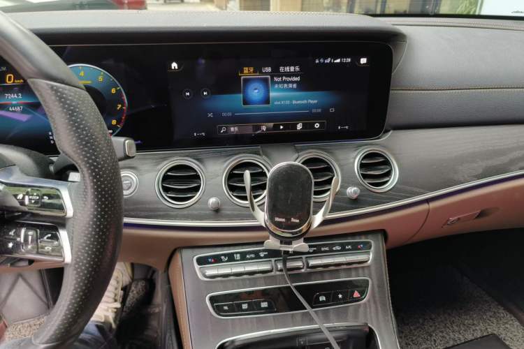 Used Mercedes-Benz E-Class 2021 Facelift E 260 L Sport Edition Audio And AC Panel