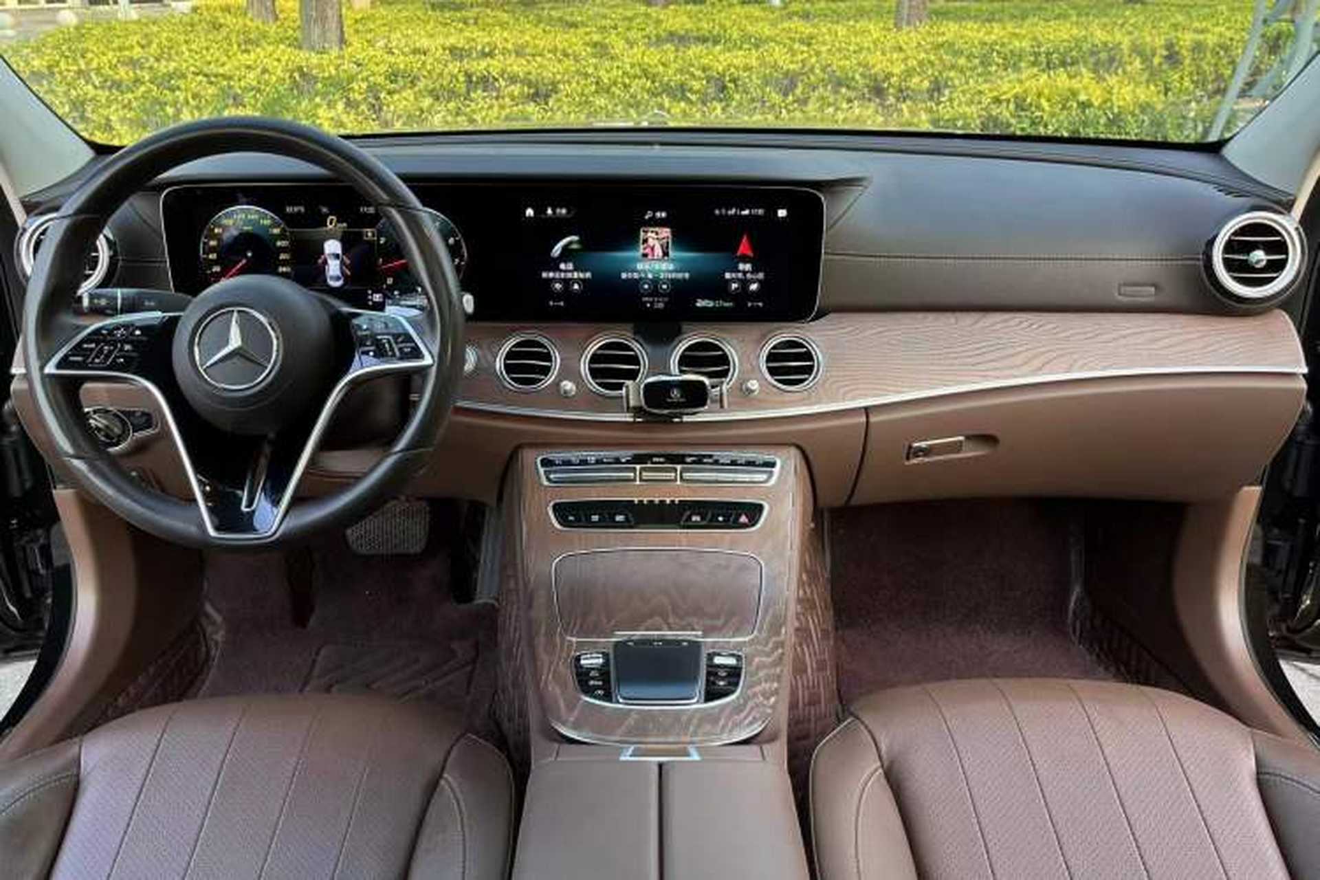 Used Mercedes-Benz E-Class 2021 Restyled E 300 L Luxury Edition Audio And AC Panel
