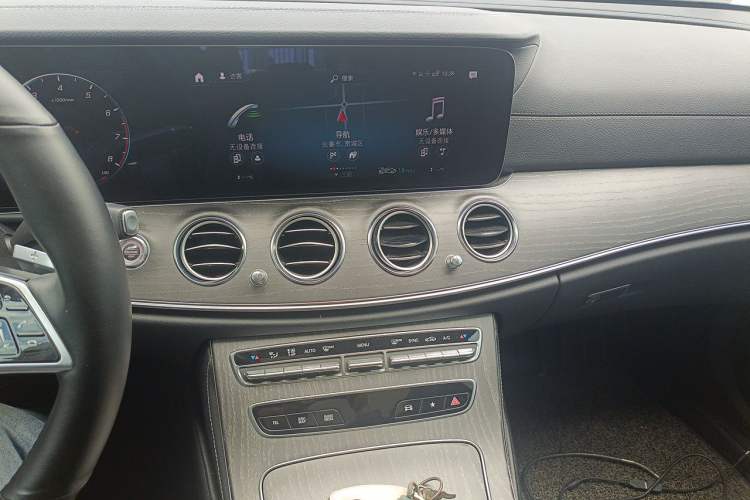 Used Mercedes-Benz E-Class 2021 E 300 L Stylish Model Audio And AC Panel