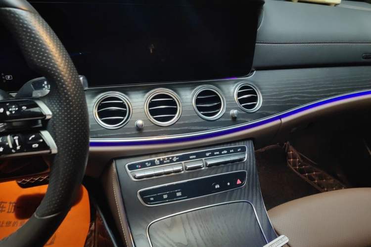 Used Mercedes-Benz E-Class 2021 Facelift E 260 L Sport Edition Audio And AC Panel