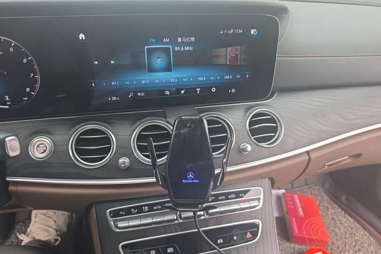 Used Mercedes-Benz E-Class 2021 Restyled E 300 L Sport Luxury Edition Audio And AC Panel