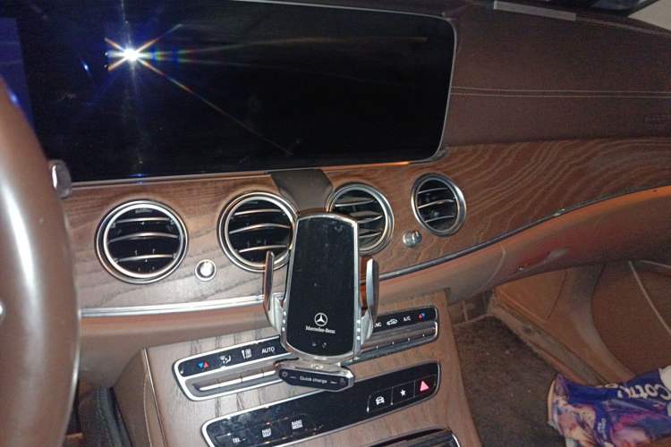 Used Mercedes-Benz E-Class 2021 Facelift E 260 L Audio And AC Panel