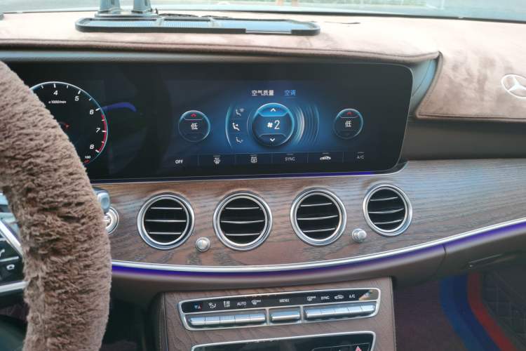 Used Mercedes-Benz E-Class 2021 Facelift E 300 L Stylish Edition Audio And AC Panel