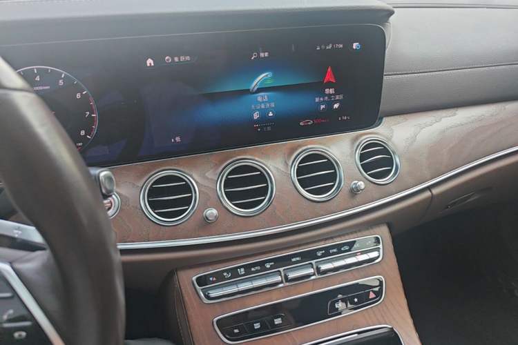 Used Mercedes-Benz E-Class 2021 Facelift E 300 L Stylish Edition Audio And AC Panel