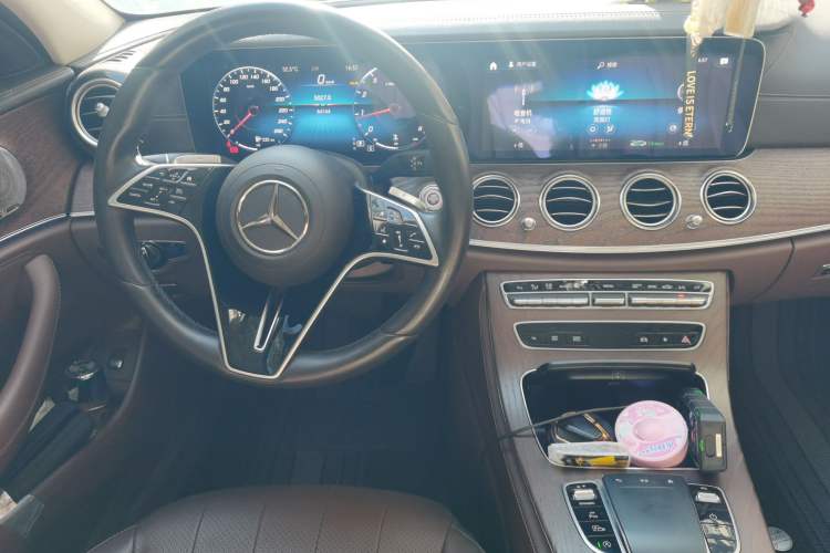 Used Mercedes-Benz E-Class 2021 Restyled E 300 L Luxury Edition Audio And AC Panel