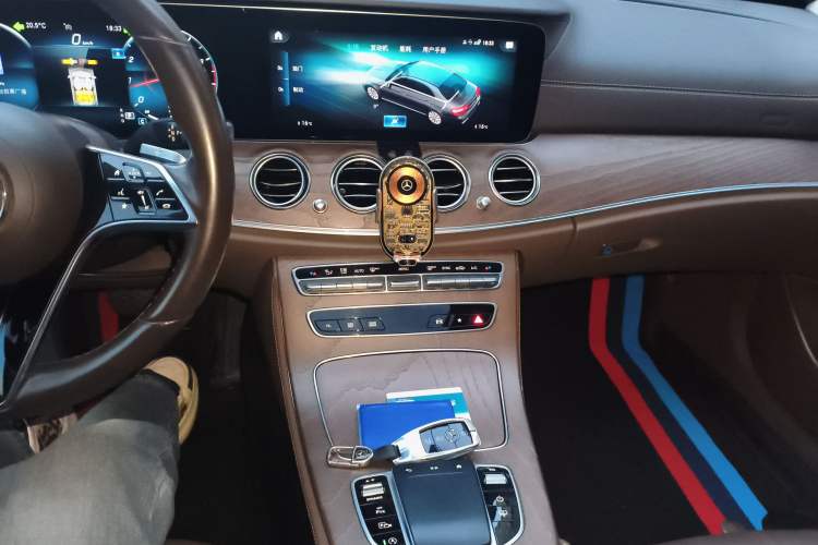 Used Mercedes-Benz E-Class 2021 Restyled E 300 L Luxury Edition Audio And AC Panel