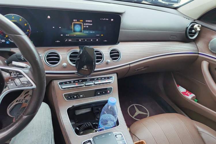 Used Mercedes-Benz E-Class 2021 E 300 L Stylish Model Audio And AC Panel
