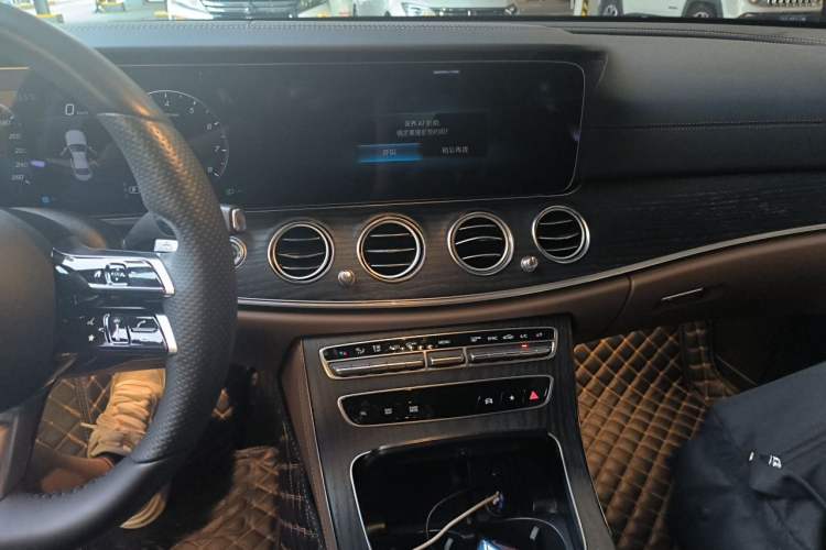 Used Mercedes-Benz E-Class 2021 Facelift E 300 L Stylish Edition Audio And AC Panel