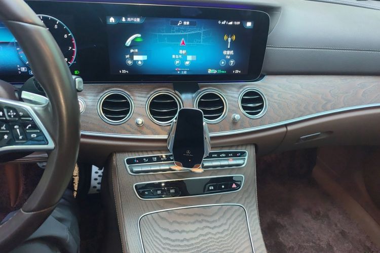 Used Mercedes-Benz E-Class 2021 E 300 L Premium Edition Audio And AC Panel