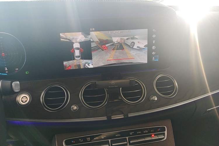 Used Mercedes-Benz E-Class 2021 E 300 L Luxury Model Audio And AC Panel