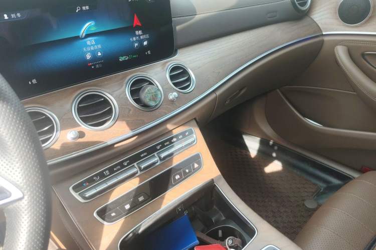 Used Mercedes-Benz E-Class 2021 Facelift E 300 L Stylish Edition Audio And AC Panel