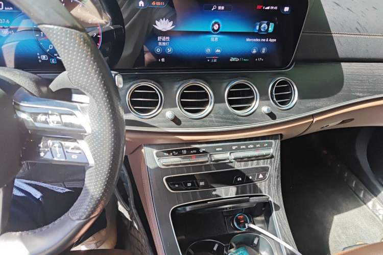 Used Mercedes-Benz E-Class 2021 Facelift E 260 L Sport Edition Audio And AC Panel
