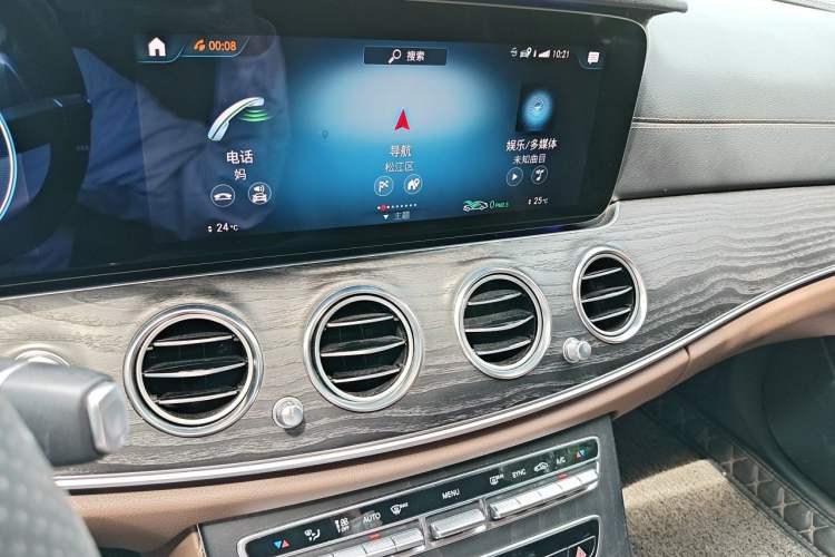 Used Mercedes-Benz E-Class 2021 E 300 L Sport Luxury Edition Audio And AC Panel