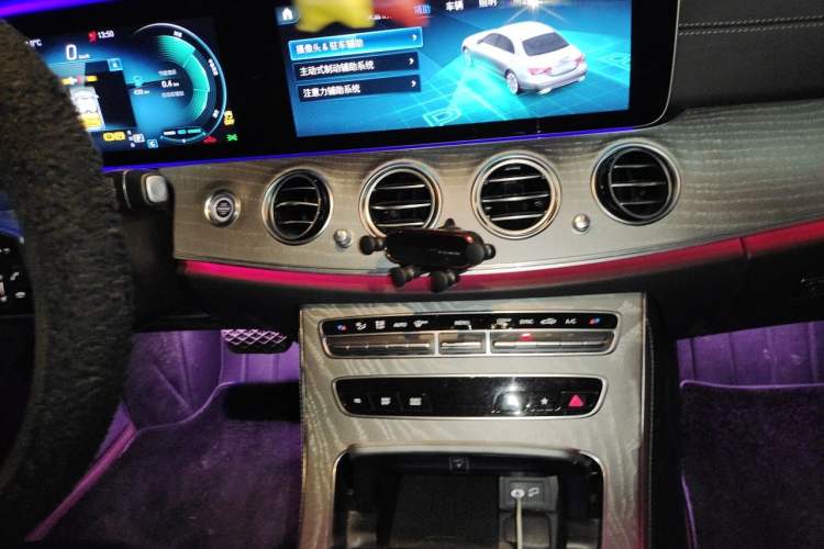Used Mercedes-Benz E-Class 2021 E 260 L Audio And AC Panel