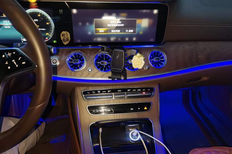 Used Mercedes-Benz E-Class 2021 Restyled E 300 L Luxury Edition Audio And AC Panel