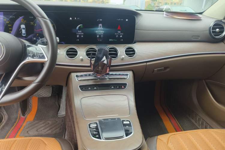 Used Mercedes-Benz E-Class 2021 E 300 L Stylish Model Audio And AC Panel
